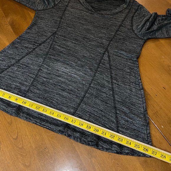 Soft Surroundings Women's Gray Burnout Scoop Neck Stretch Long Sleeve Blouse M - Picture 8 of 10